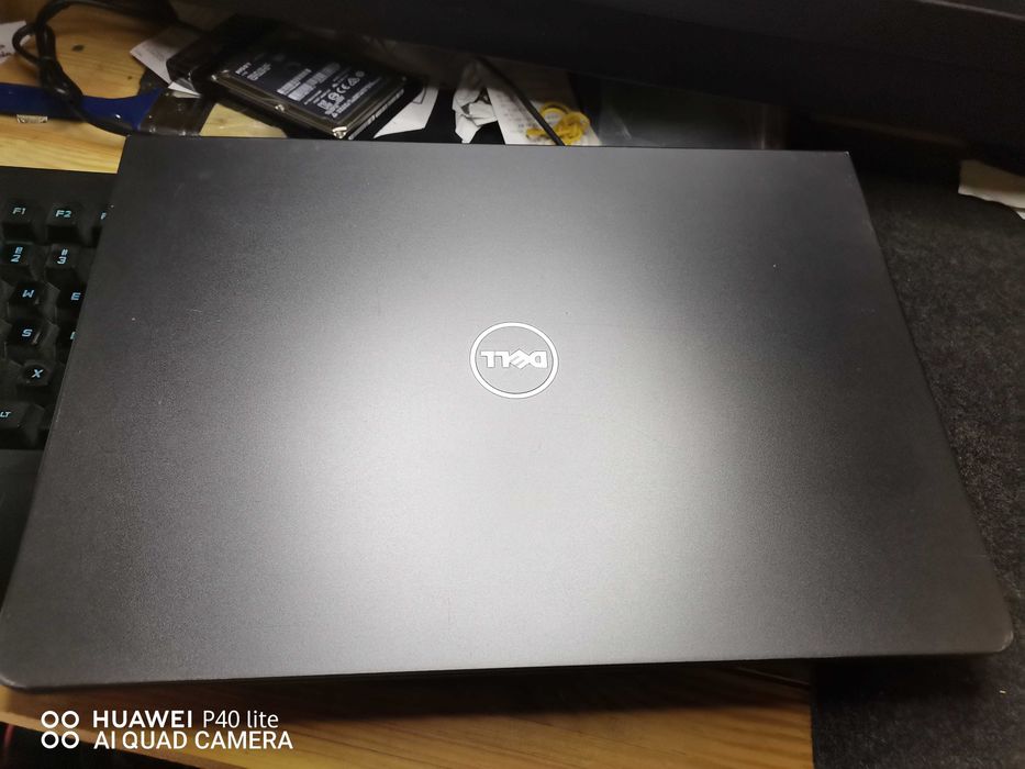 dell 14.1" i3-7gen , 8gb ddr4 , dysk m2 128gb ,win 11pro ,ładowarka