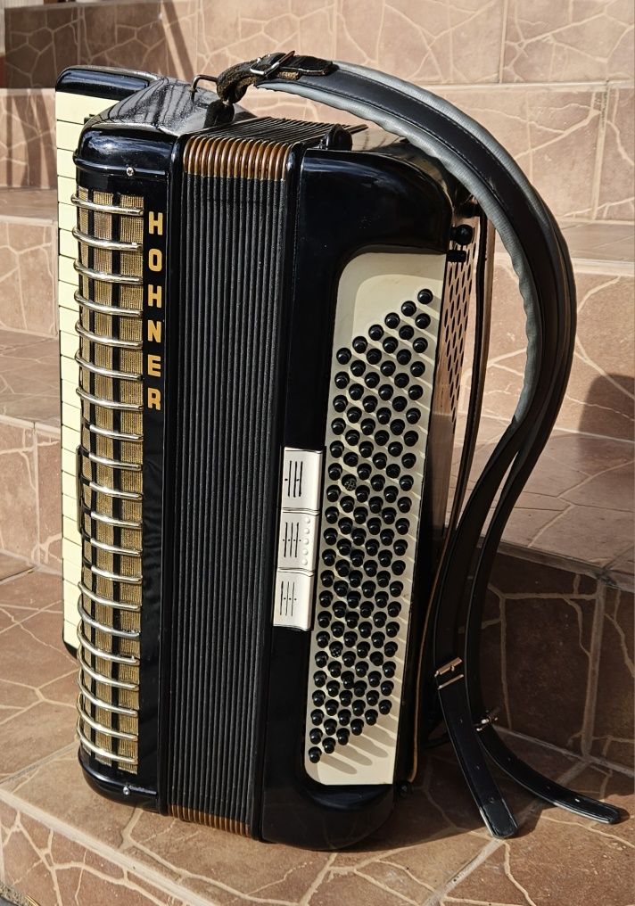 Akordeon hohner atlantic