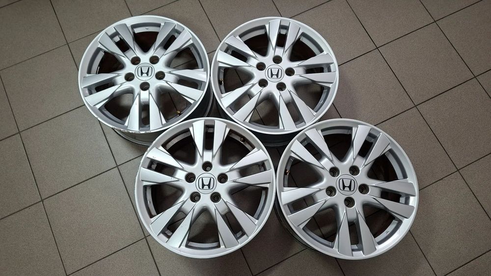 Felgi Aluminiowe 17 Honda Civic VIII UFO 5x114.3 ET 55