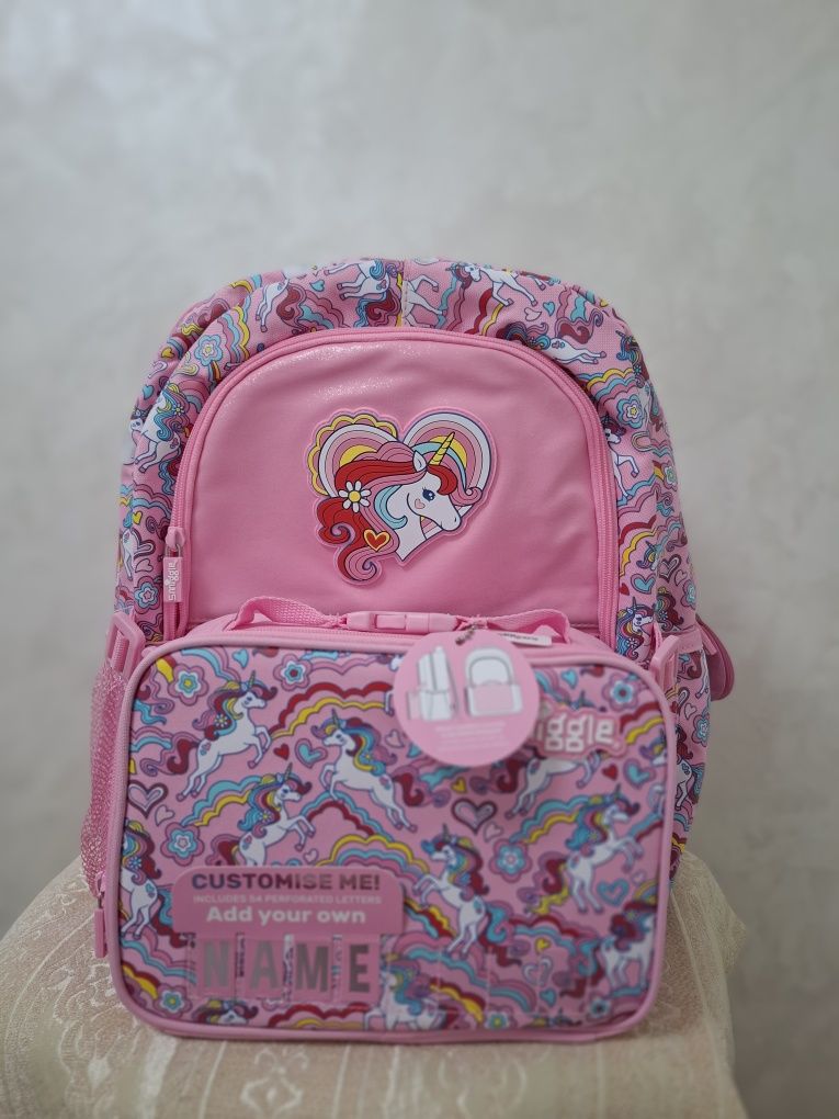 Продаю шикарный брендовий рюкзак SMIGGLE  для Школьницы