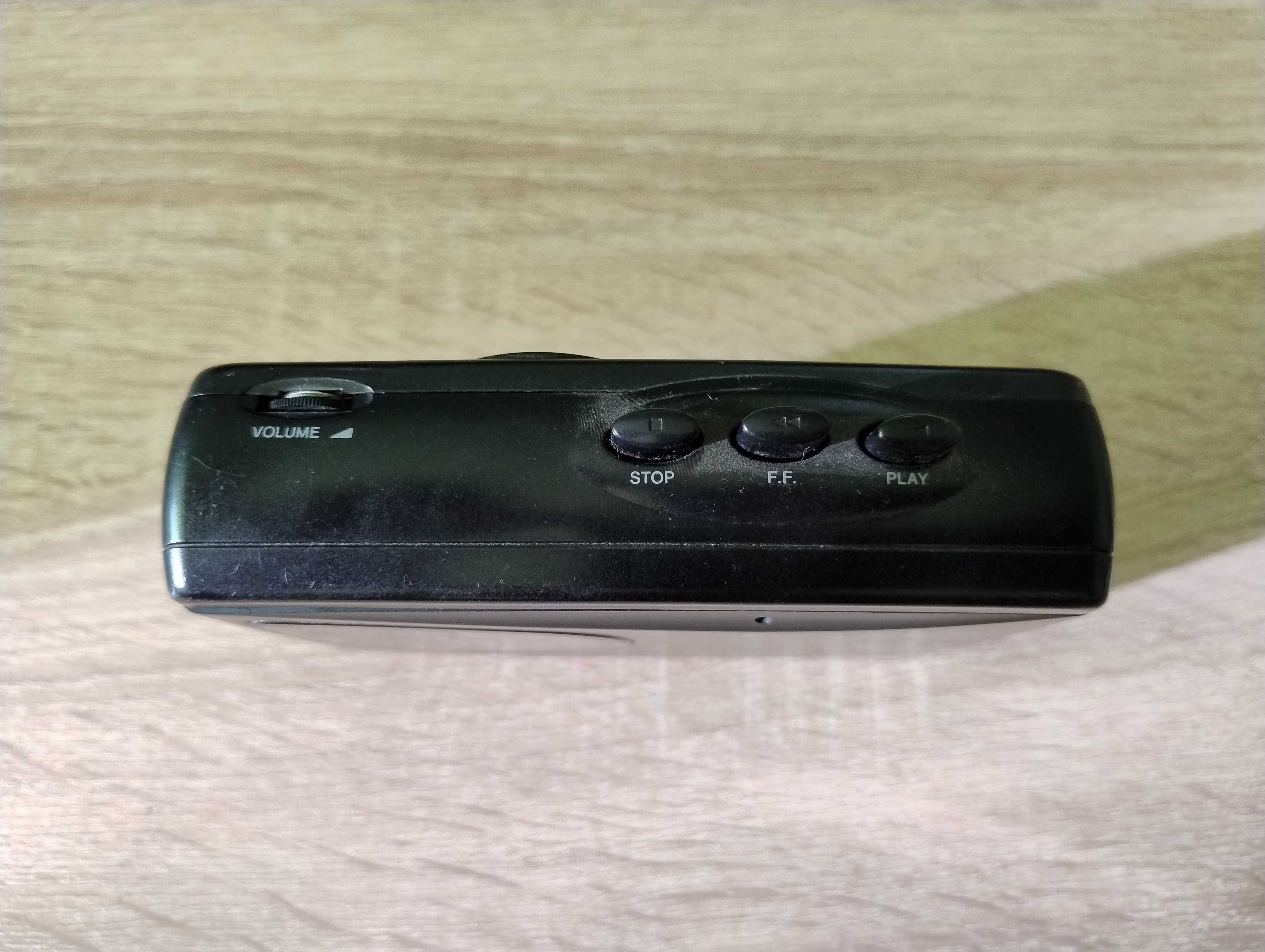 Walkman CASIO AS-210R + słuchawki PHILIPS