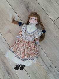 Stara, ceramiczna lalka