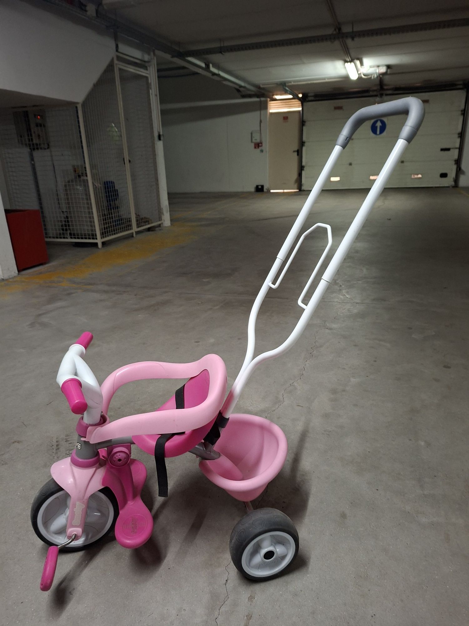 Triciclo  smoby.