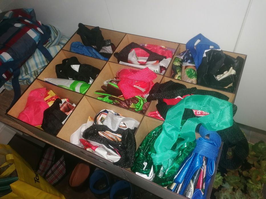 Caixa para sacos continente feito por medida