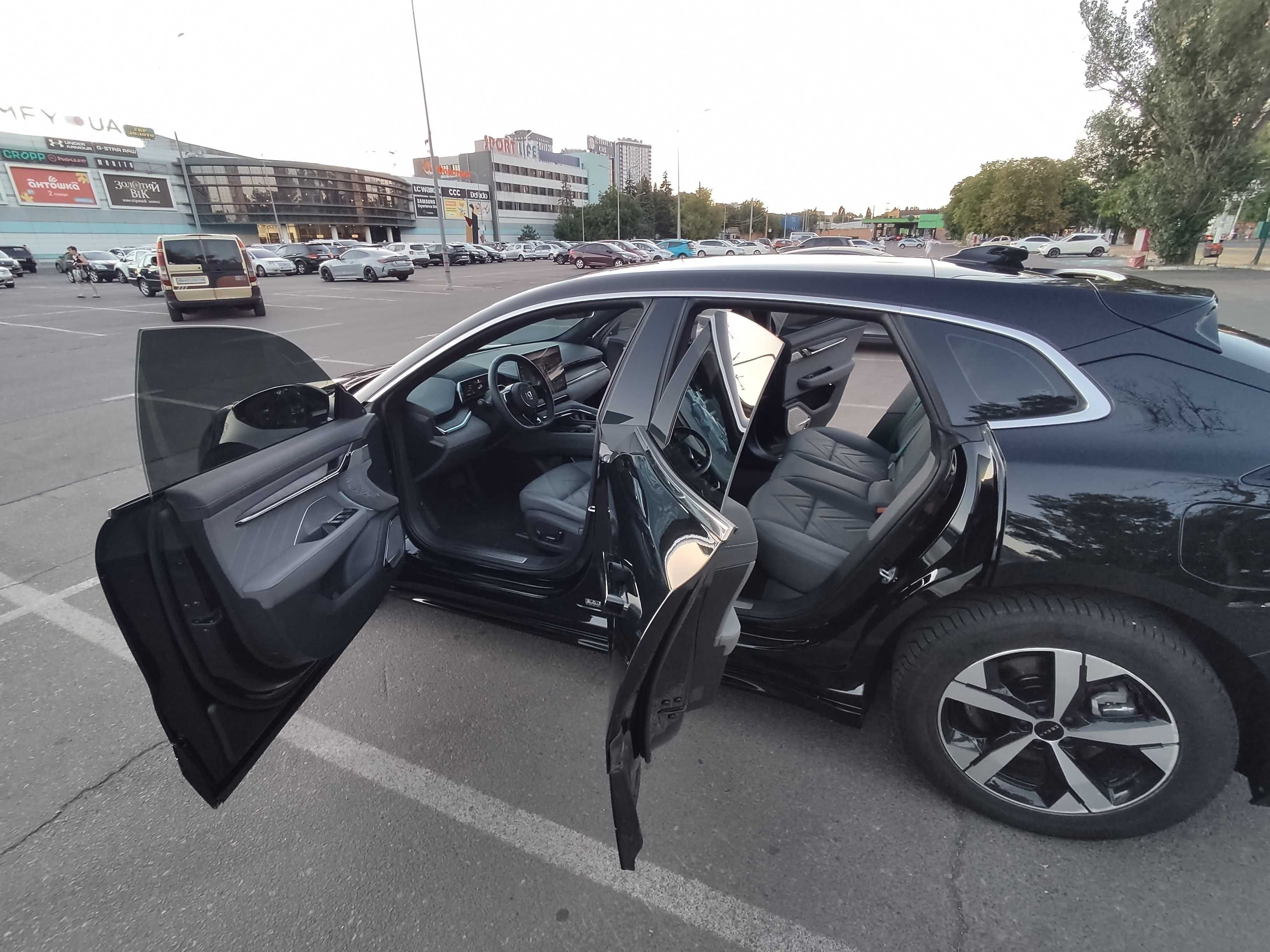 Zeekr 001 2024,544 к.с., 4WD