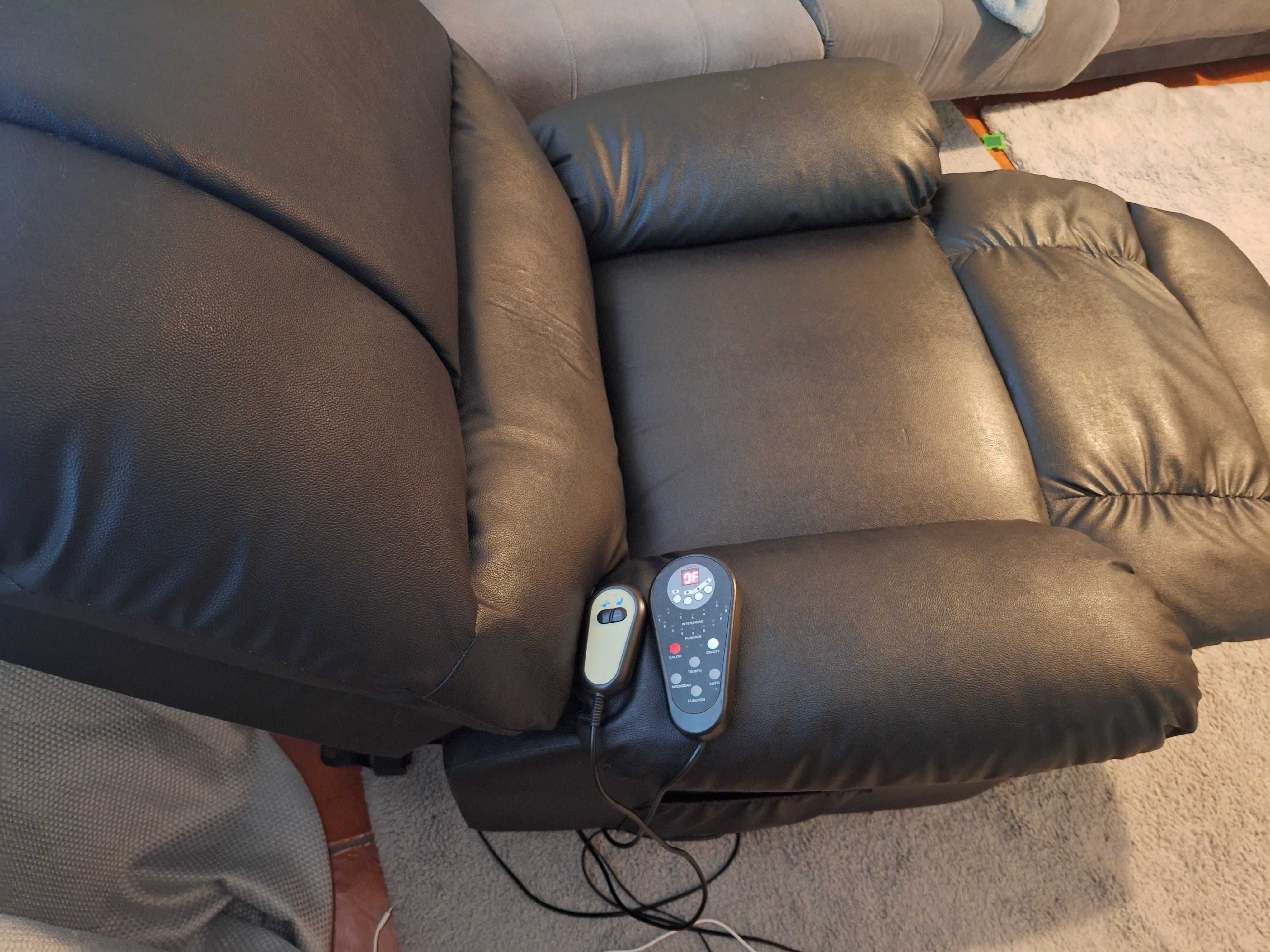 Sofa poltrona de massagens e reclinável