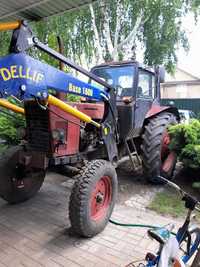 Продам тракторМТЗ-80+ прицеп 2ПТС-4+ погрузчик "Dellif"