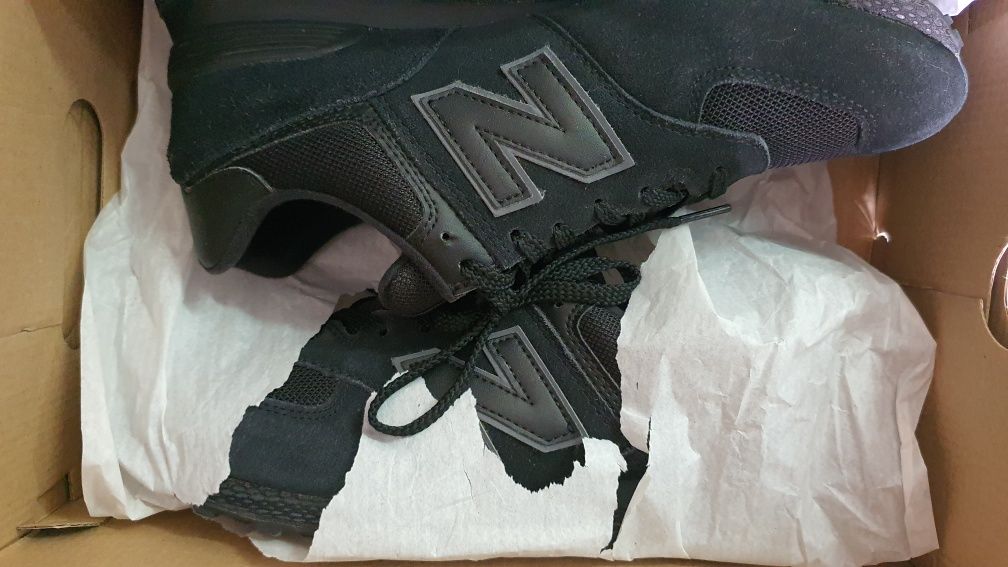 New Balance 44 - 28 cm