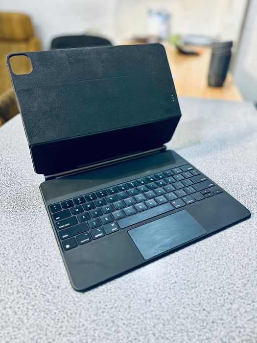 Apple Magic Keyboard A2480 for iPad Pro 12,9 (3,4,5,6 поколения)type-C