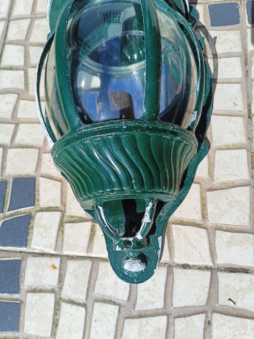 Candeeiro de parede / jardim