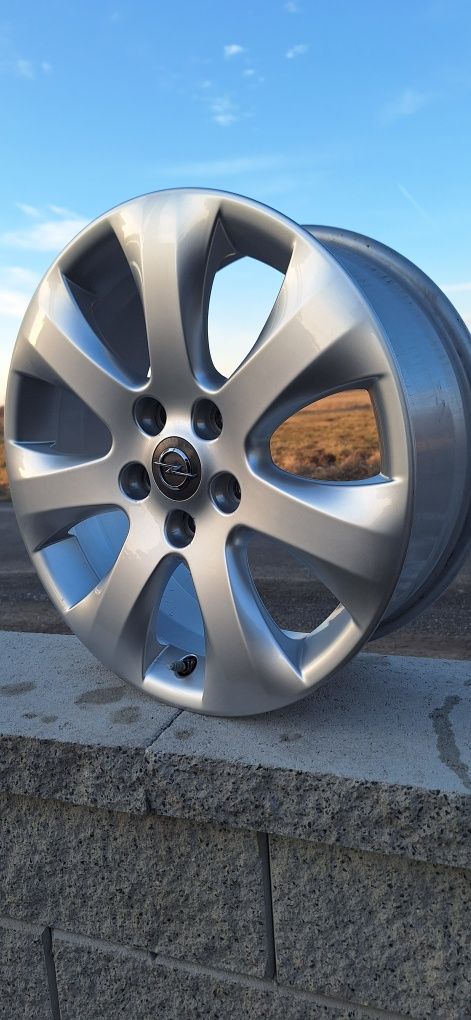 Felgi 17" 5x115 Opel Zafira C Astra GTC TPMS