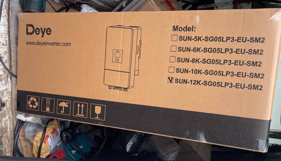 Гібрідний інвертор 12 кВт гибридный инвертор DEYE SUN-12K-SG05LP3-EU