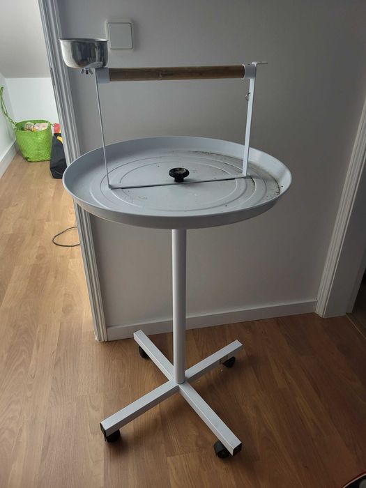 Vendo com urgencia para desocupar