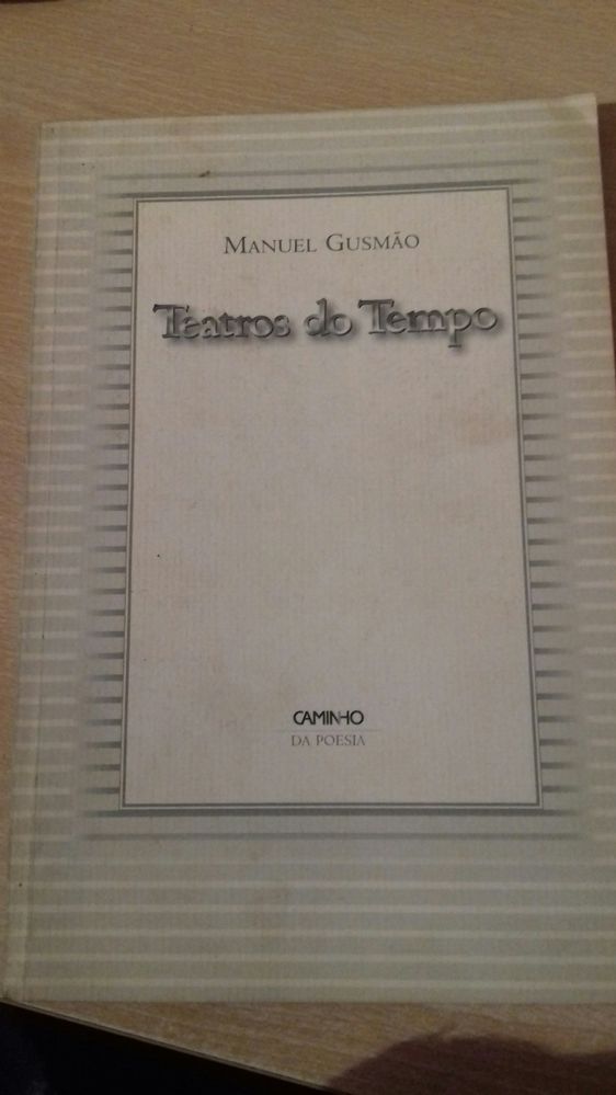 Livro de Manuel Gusmão com dedicatória