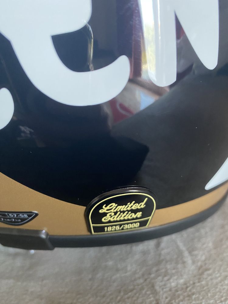 AGV X3000 Limited Edition Barry Sheene - ML