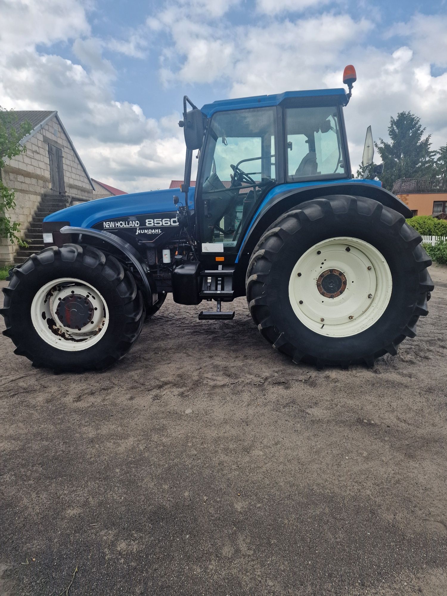 Ciągnik New Holland 8560 r.p 1999