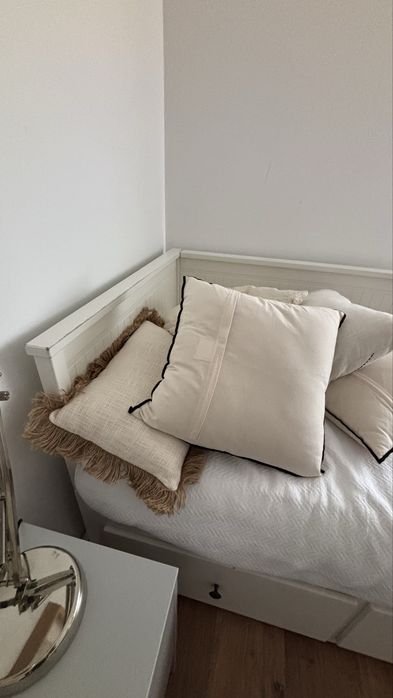 Cama Ikea Hemnes com 3 gavetas