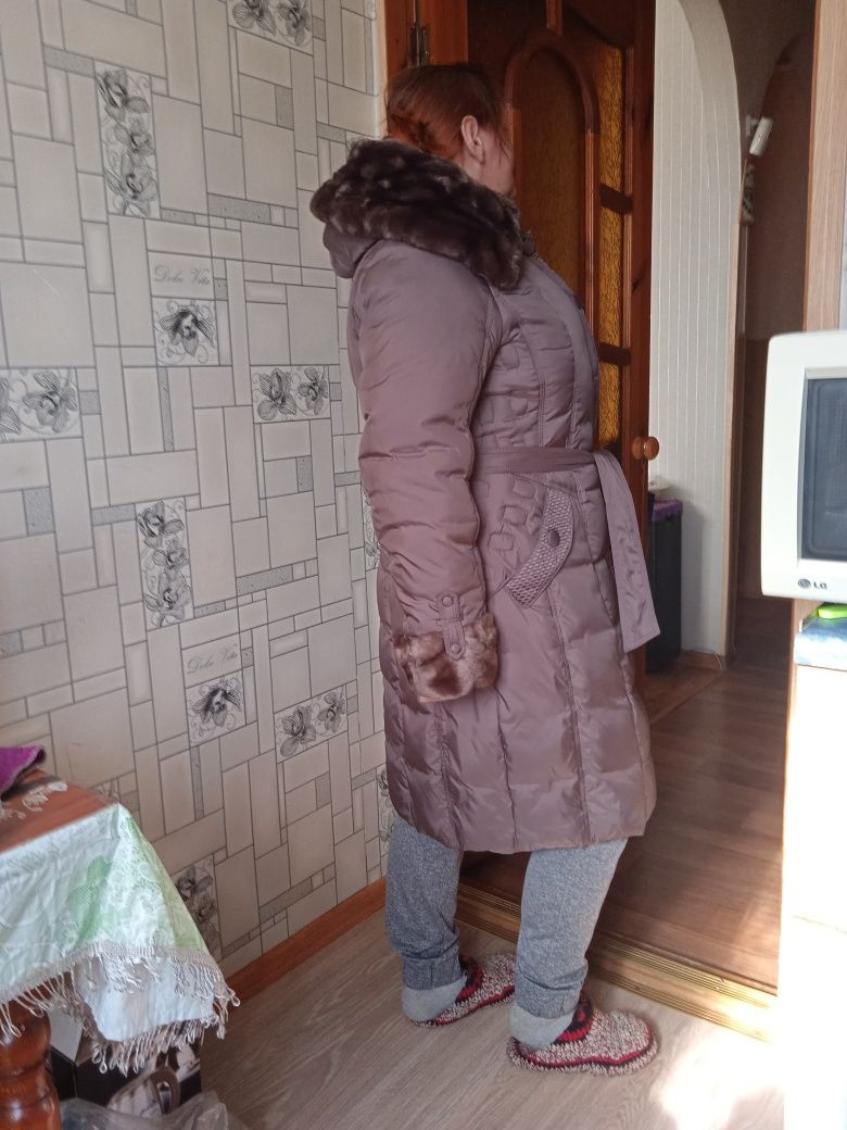 Очень теплый пуховик