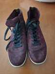 Tenis botas 41 Zara