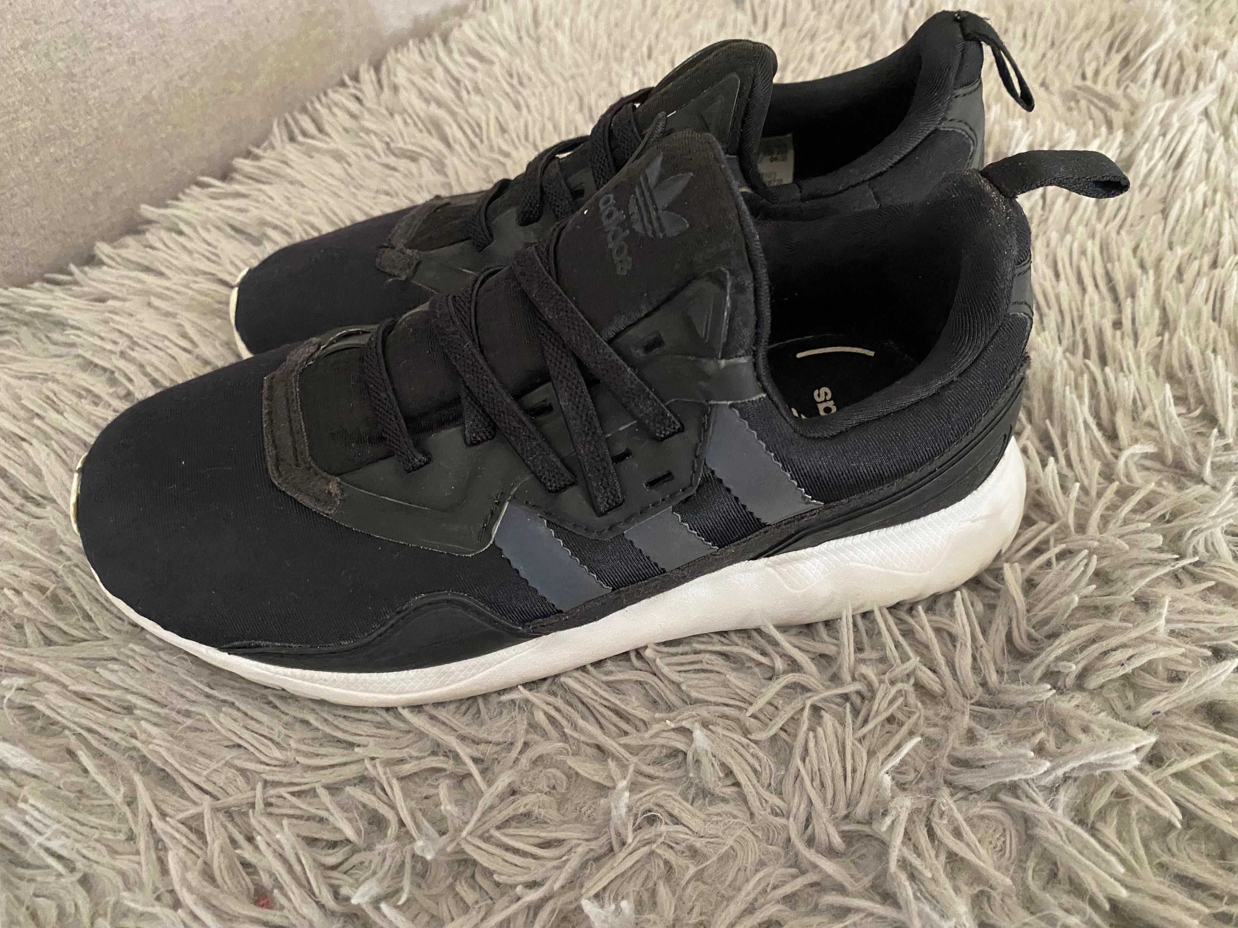 Buty chłopięce Adidas roz 33