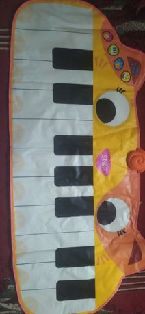 Продам піаніно- килимок Мяуфон