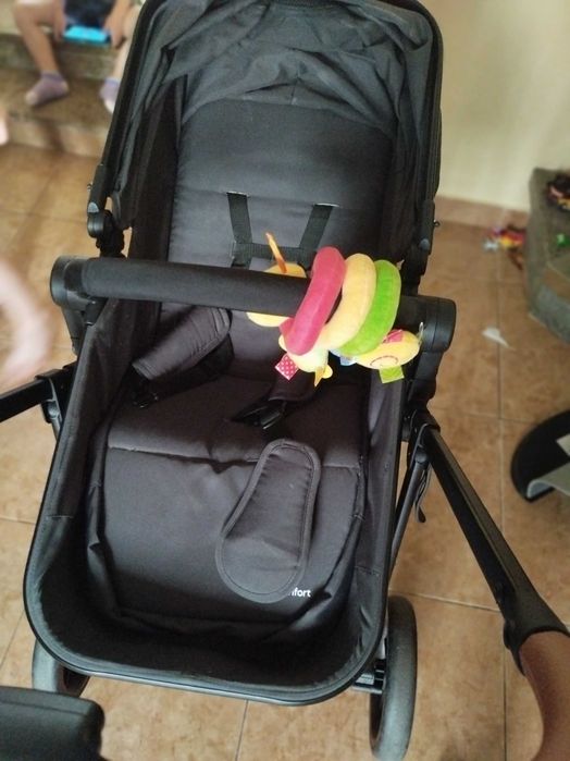 Cadeira de bebe  marca bebeconfor