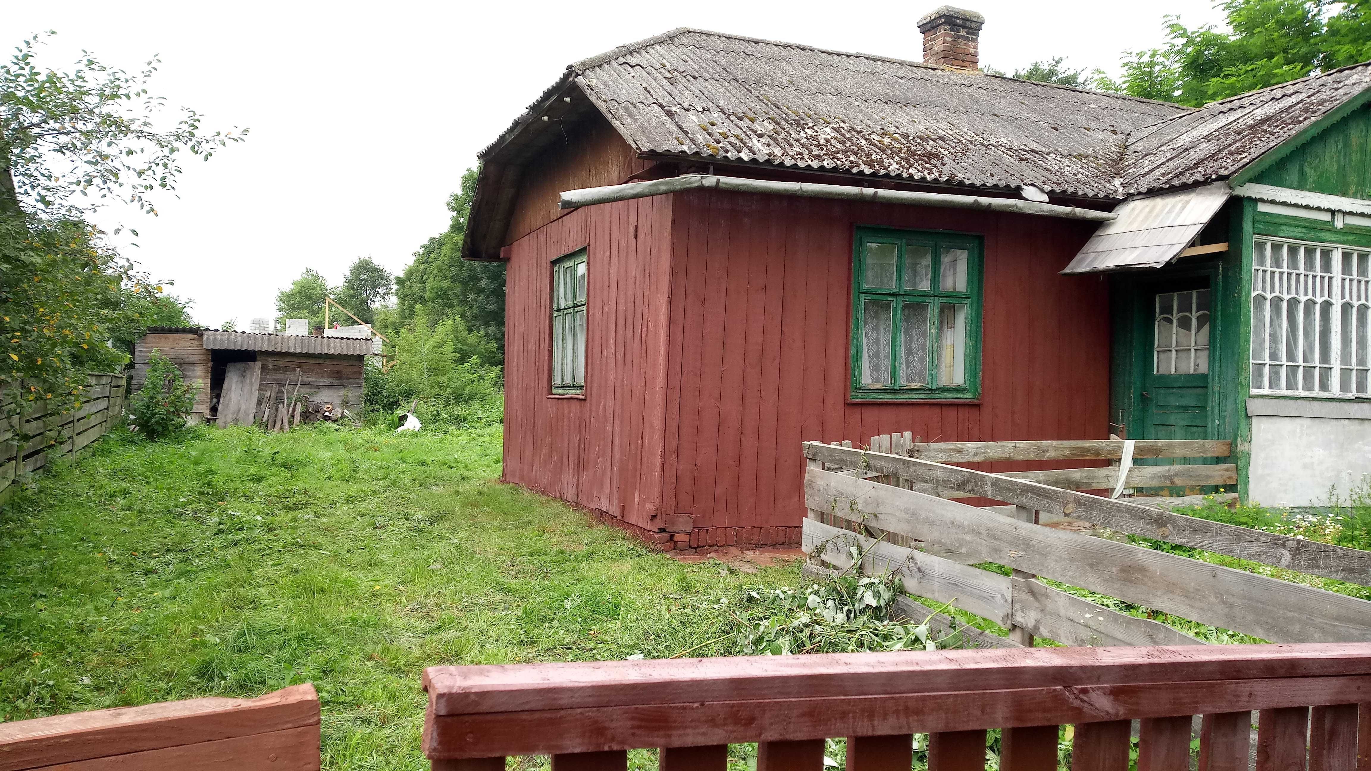 Приватний будинок з ділянкою  12 соток с.ДЕРЕВНЯ (14км від м. Жовква)