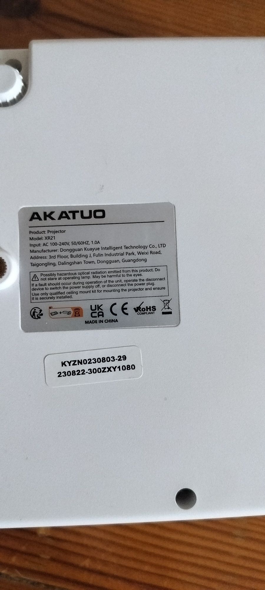 Projektor Akatuo XR21 + pilot