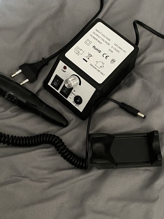 Фрезер для манікюру 20W 0–13V з регулюванням швидкості + підставка