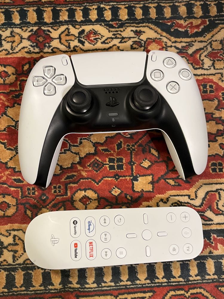 PS5 Fat ledwo używane, zamienię na kartę graficzną