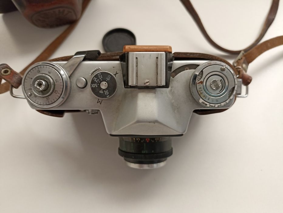 Фотоаппарат "Зенит -Е" + объектив "Индустар-50-2 3,5/50"