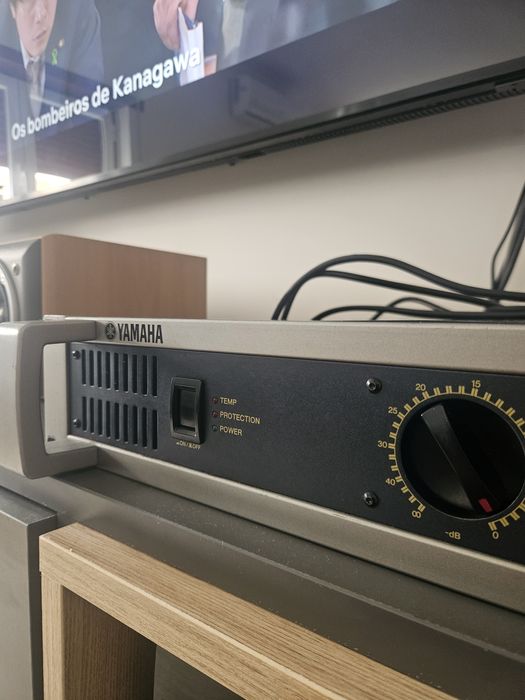Amplificador de Potência Yamaha P2500S – Bom Estado