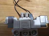 Elektrozawór pięciodrogowy pneumatyczny SMC SY3320-5LOU-C6-Q