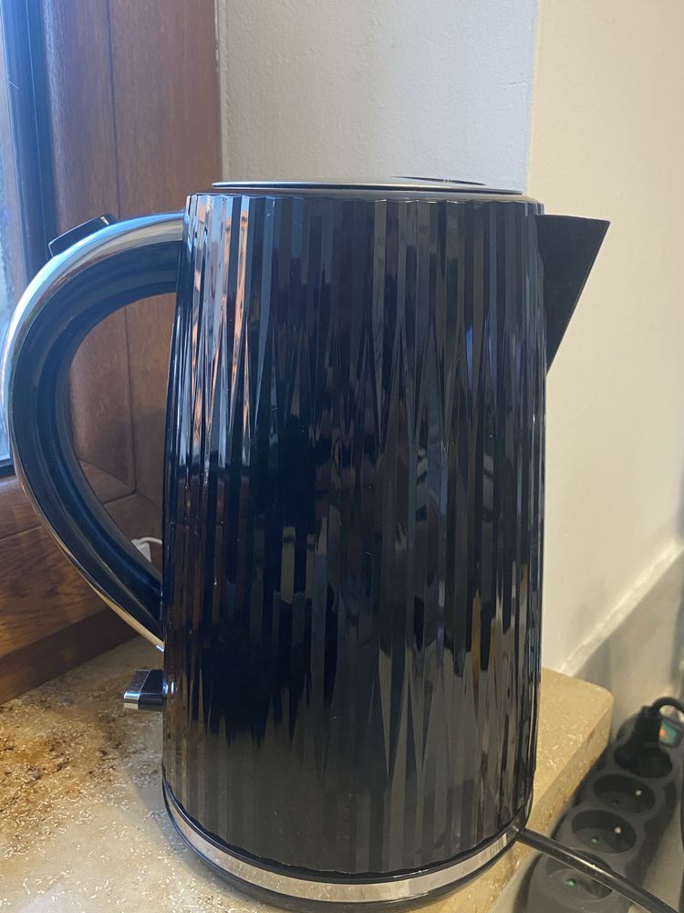 Czajnik Russell Hobbs Eden 1,7l