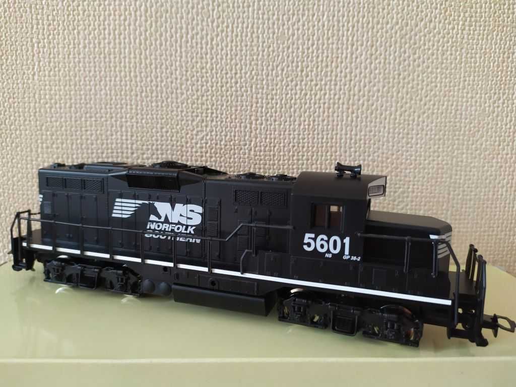 Паровоз локомотив Norfolk Southern 5601 H0