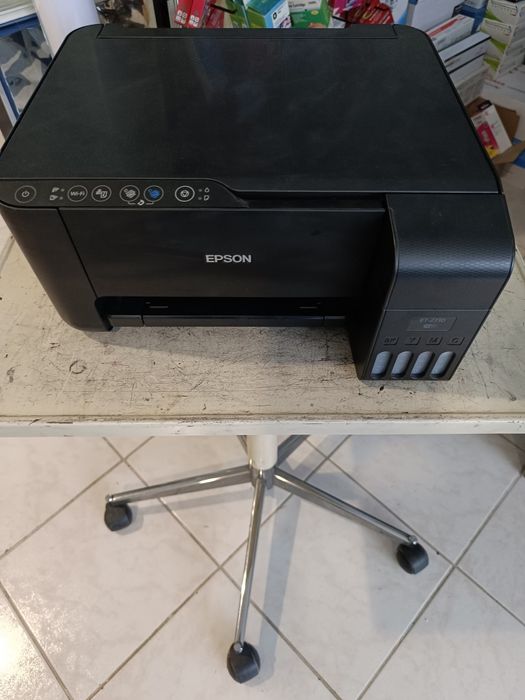 Epson ET-2710  como novo dou garantia 3 meses