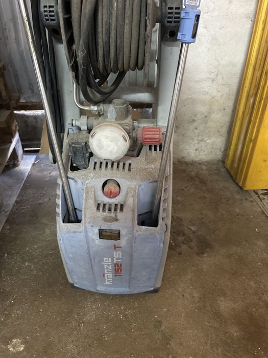 Vendo maquina de lavar a pressao