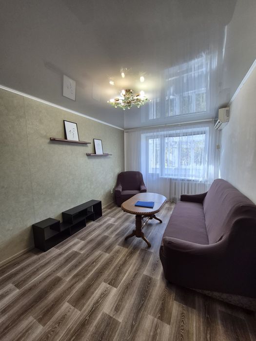 Оренда двокімнатної квартири вул. Захисників України