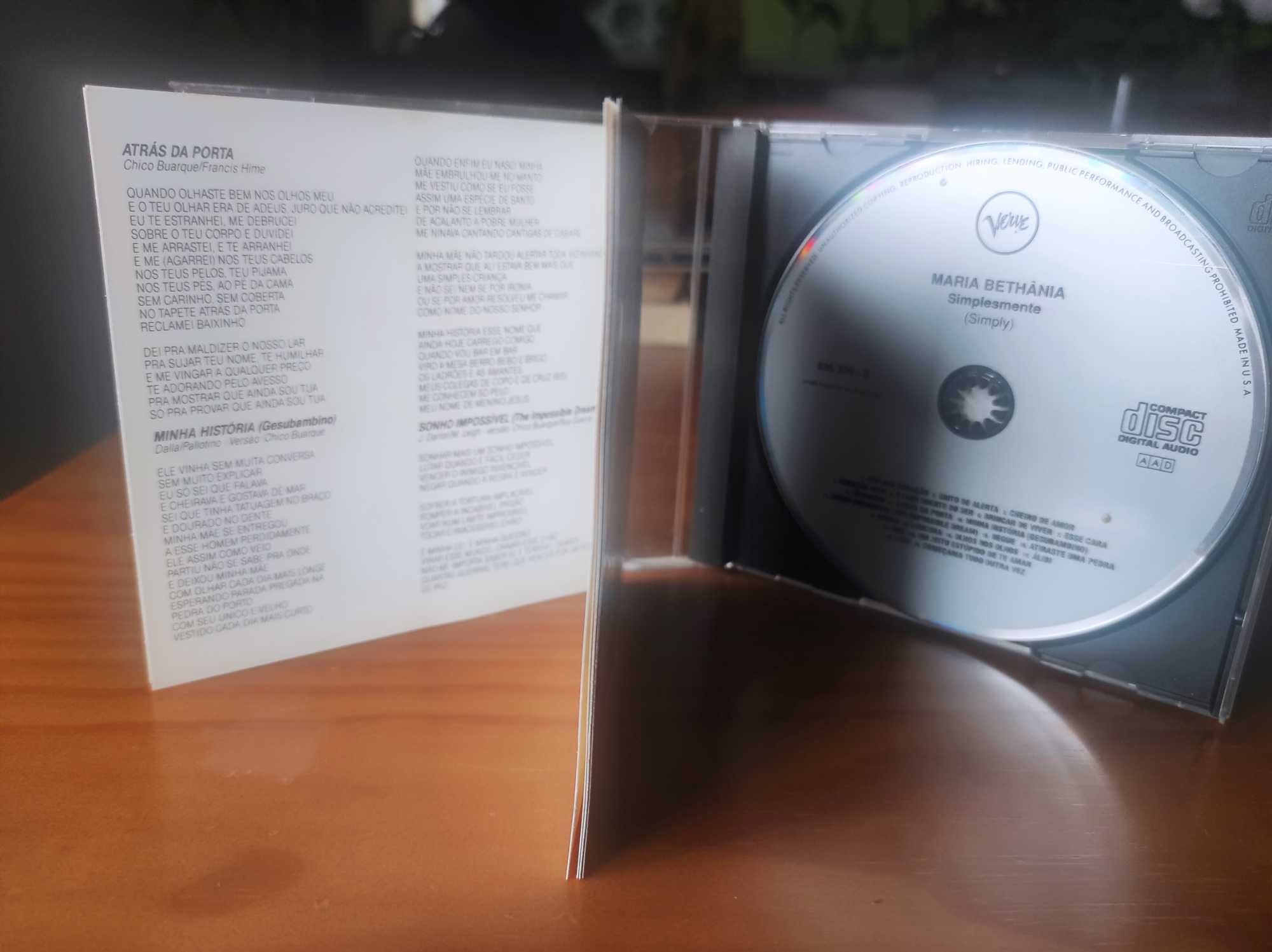 Vendo CD    da Maria Bethânia