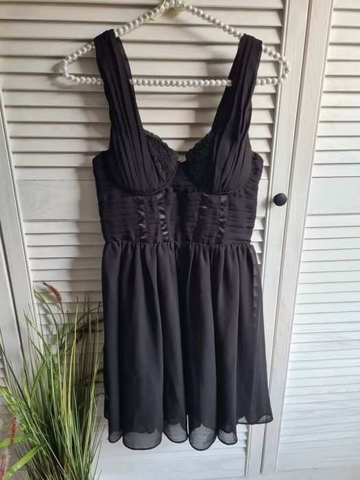 H&M rozm 36 tiulowa rozkloszowana