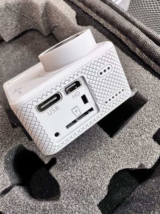 Продам Екшн-камеру AIRON ProCam 7 grey НОВА!