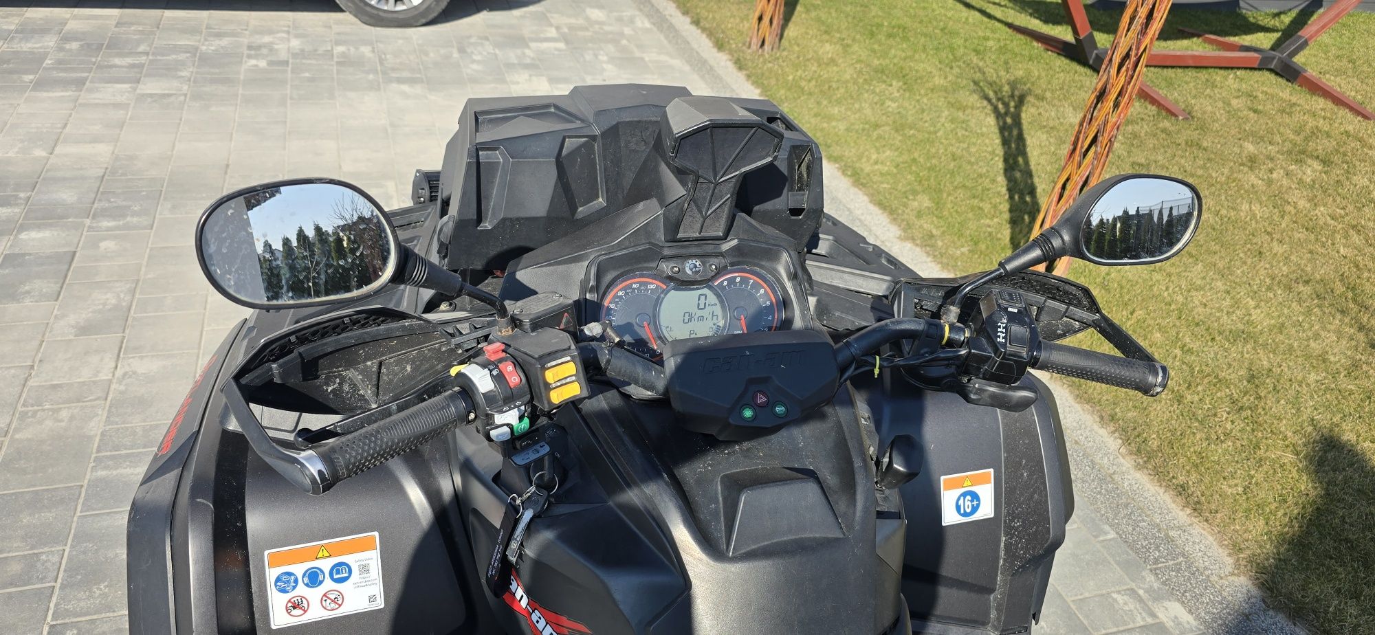 Can-Am Outlander 1000 xtp. Max..