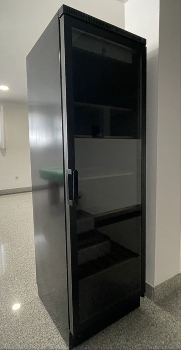 Refrigerador de garrafas (balay)
