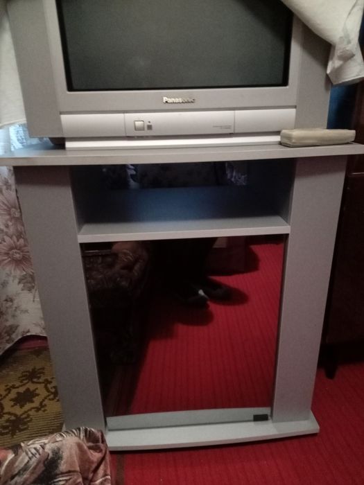 Тумба под телевизор
