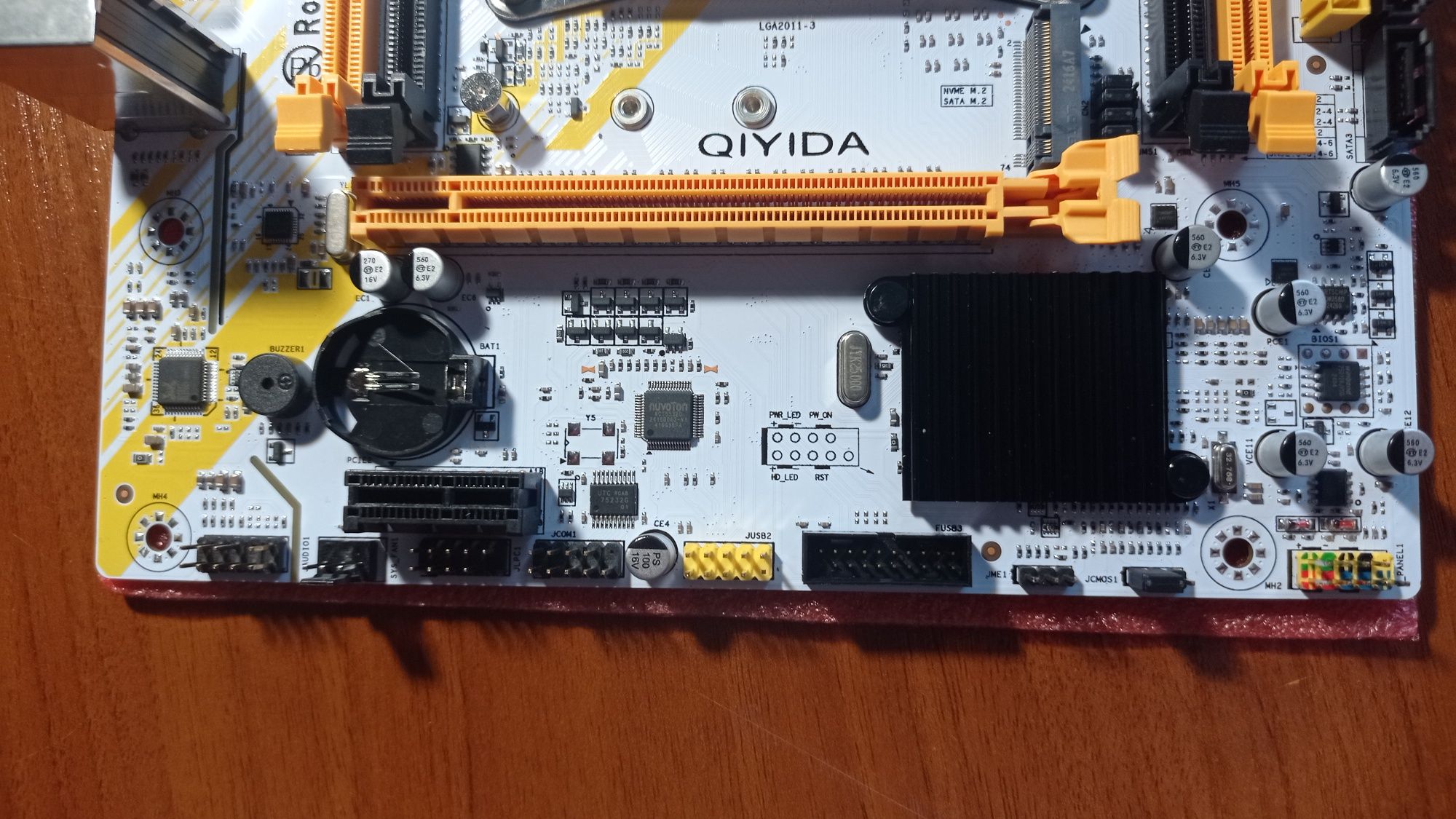 Материнська плата QIUIDA X99/Xeon 2680v4/ddr4 16gb 2шт.