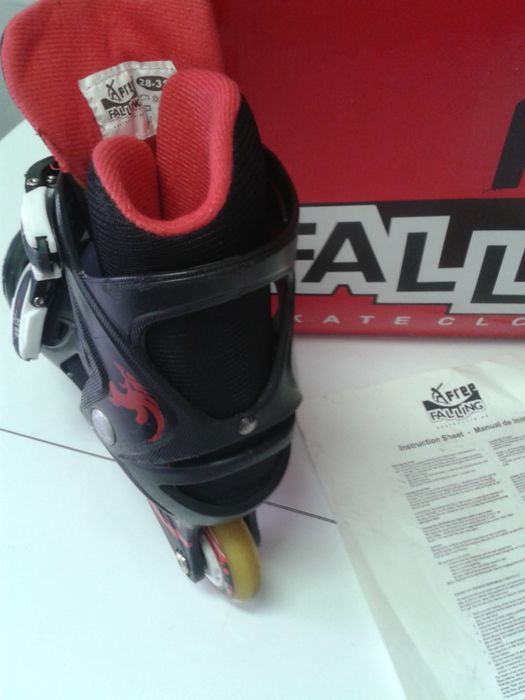 PATINS em linha marca Free Falling p/ criança +BRINDES