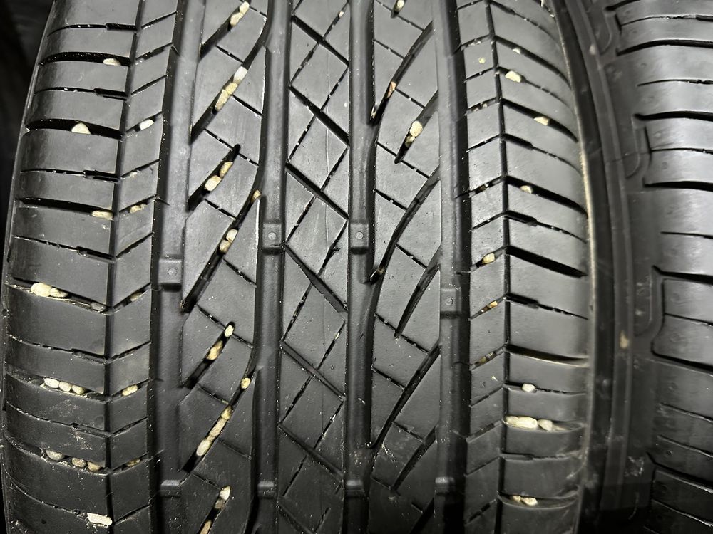 Резина 215/60/17 Bridgestone R17 пара  2 шт 90%