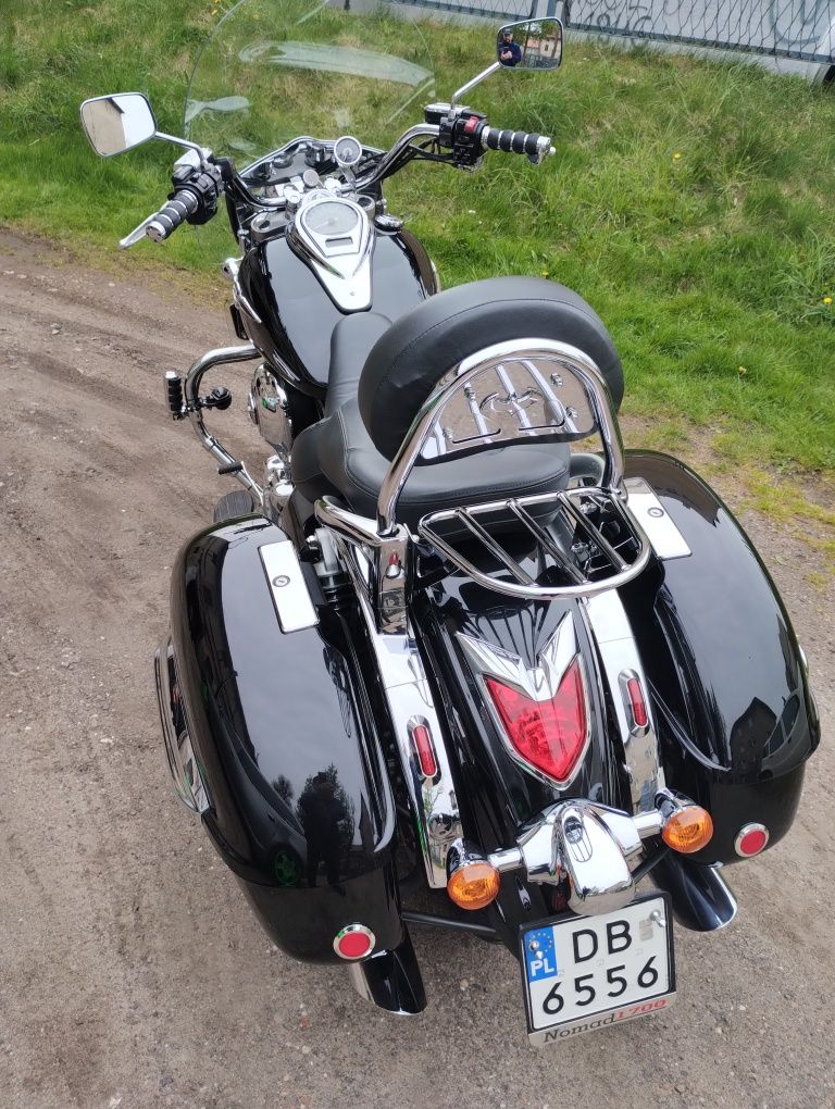 Śliczny Kawasaki Vulcan VN1700 Nomad