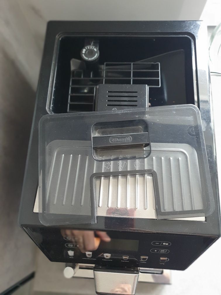 De'Longhi Eletta Cappuccino Evo