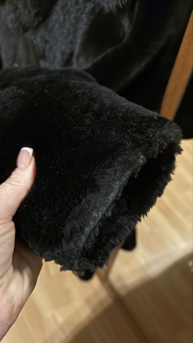 Шуба натуральна мутон з норкою